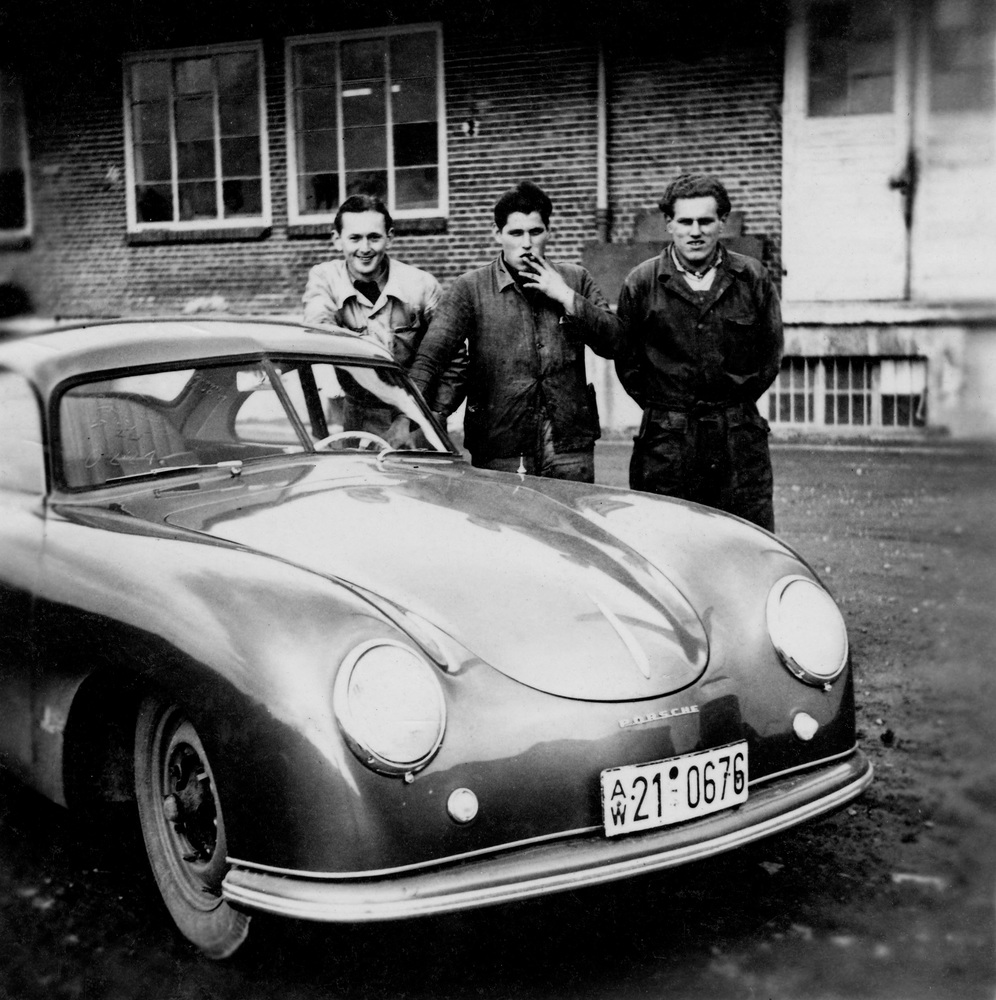 70 lat fabryki Porsche w StuttgarcieZuffenhausen Moto