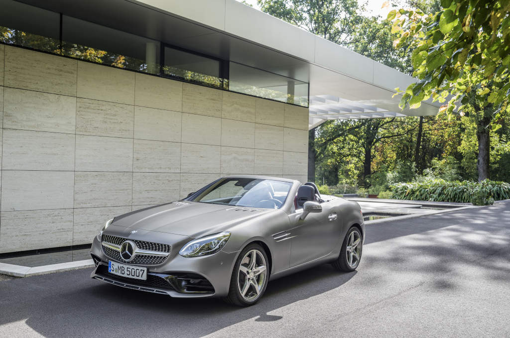 Mercedes-Benz SLC 300, designo cerrusitgrau magno, AMG Line Mercedes-Benz SLC 300, designo cerrusit grey magno, AMG Line